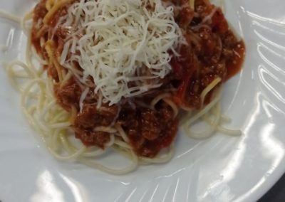 Boloňské špagety se sýrem